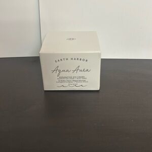 Earth Harbor Aqua Aura.  Full Size. Brand New!!